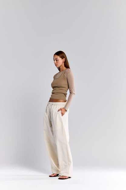 LOB PARACHUTE PANT — MILK